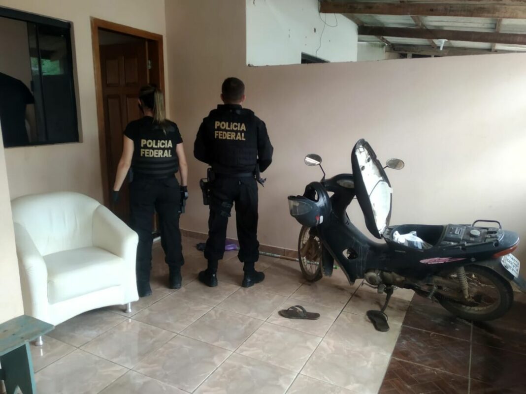 Operação Escambo: PF prende traficante que negociava veículos roubados ou furtados por drogas na Bolívia