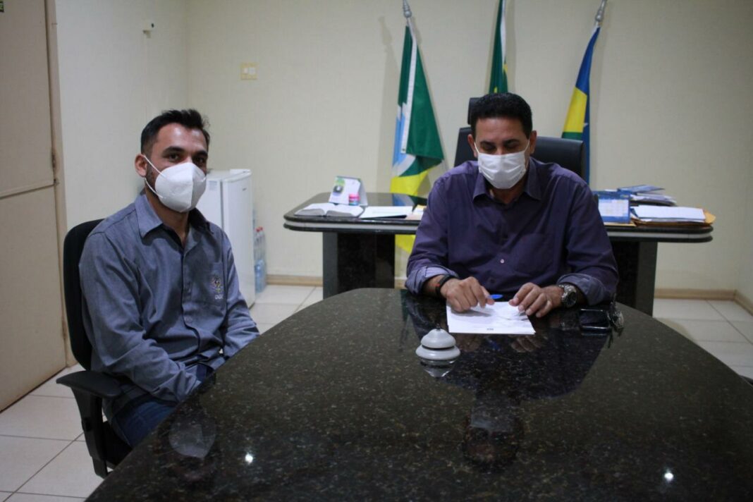 Rolim de Moura: Prefeitura faz parceria com governo do estado para recapeamento de mais de 40 KM de ruas