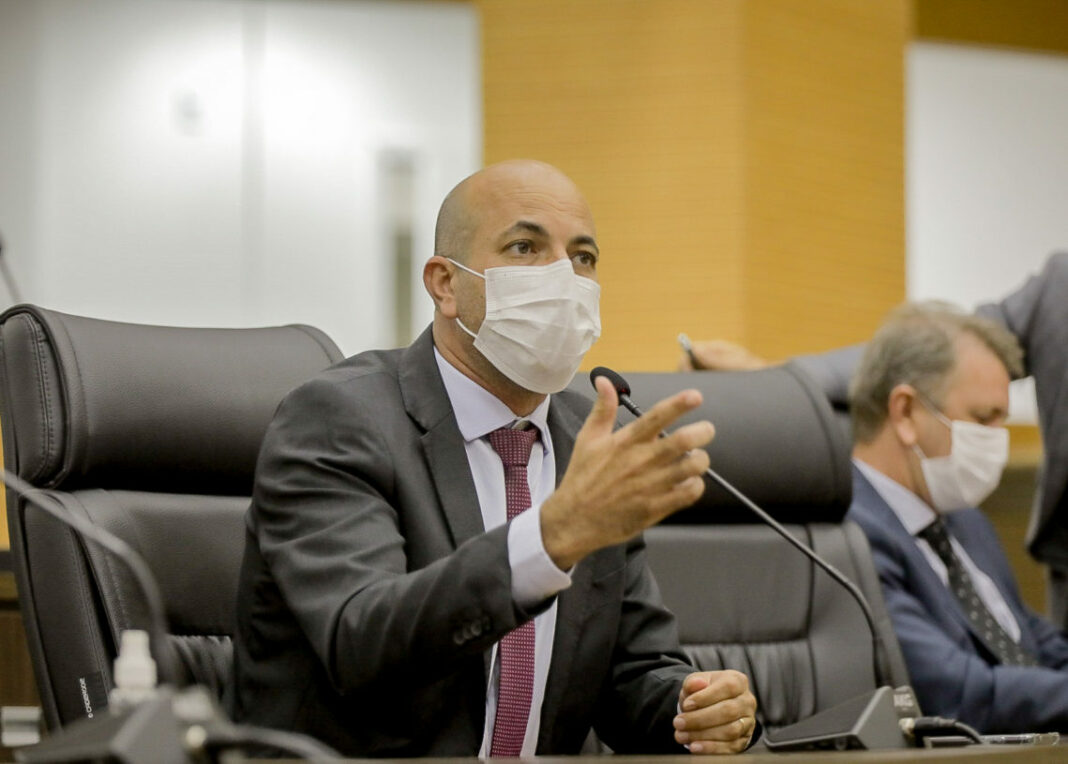 Ismael Crispin pede reforma da Delegacia de Polícia Civil de São Miguel do Guaporé