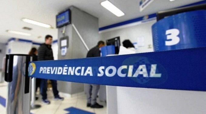 INSS bloqueia novos descontos de empréstimos consignados após decisão do TCU