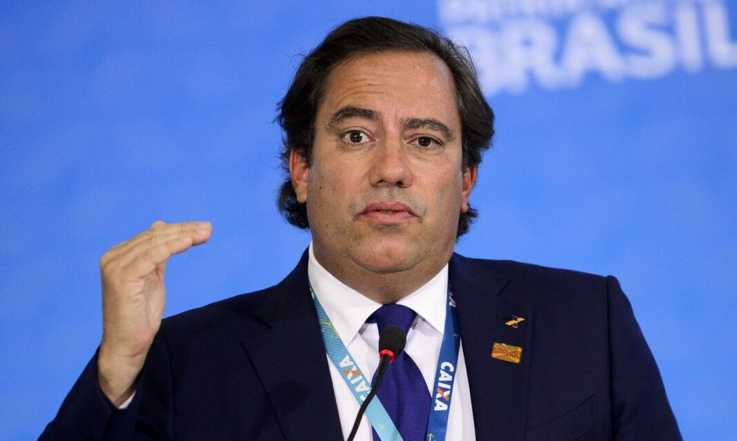 Machismo: funcionárias da Caixa relatam abusos que vão de beliscões a convites para sauna, piscina e orgias
