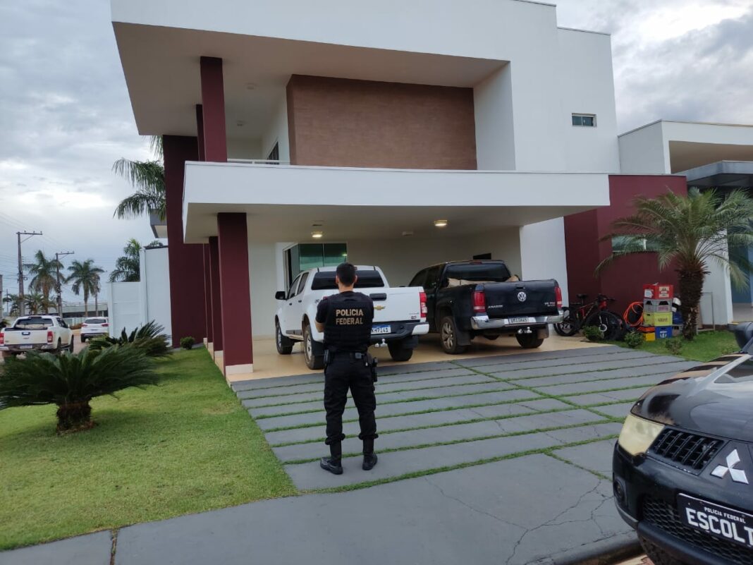 PF desmonta quadrilha de figurões acusada de fraudar terra pública em Cerejeiras e Pimenteiras