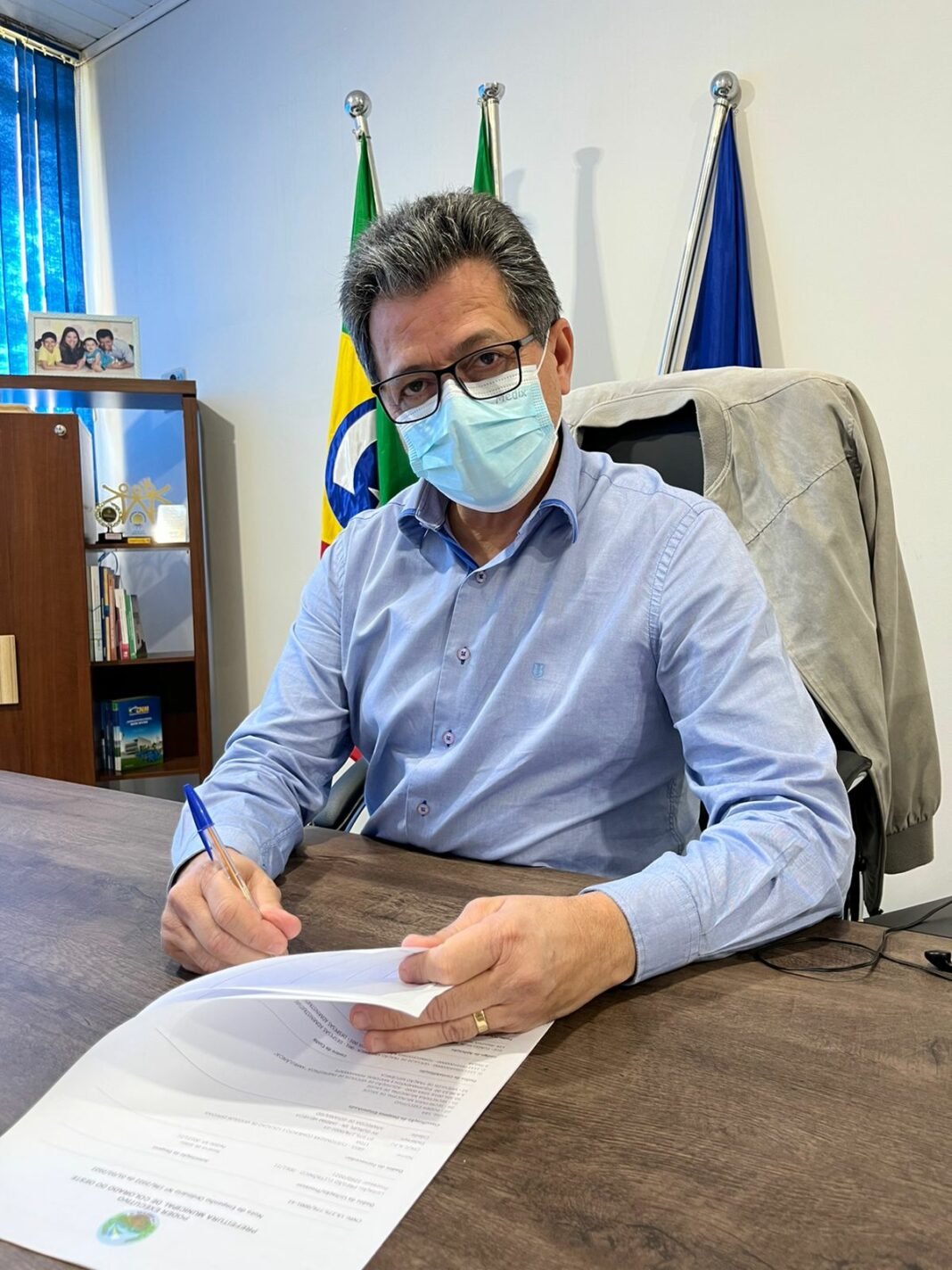 Com bolo de 200kg e a presença do governador, prefeito anuncia programação dos 41 anos de Colorado
