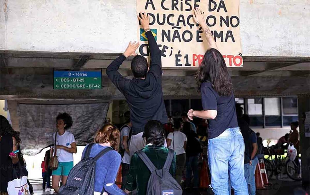 ‘Bloqueio tornará universidades inadministráveis’, afirma presidente da Andifes
