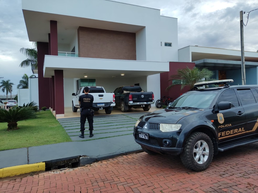 Polícia cumpre mandados de busca e apreensão em residencial em Rondônia — Foto: PF/Divulgação