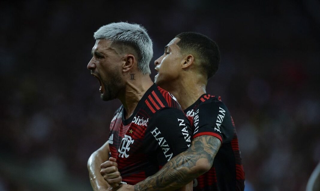 Flamengo vence o Atlético e se garante nas quartas de final da Copa do Brasil