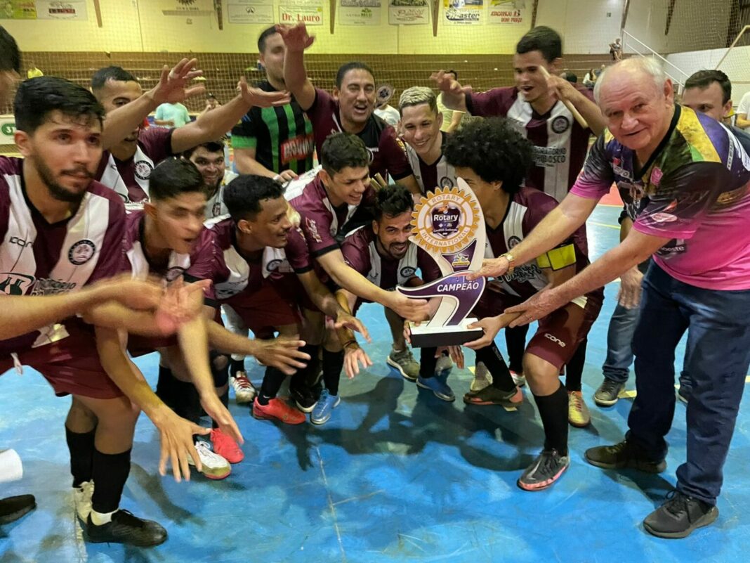 Em Rolim de Moura, sucatão de Pimenta Bueno garante título da 32ª Copa Rotary de Futsal