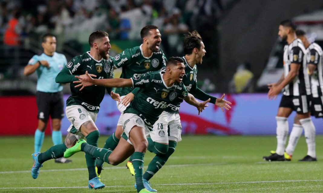 Libertadores: Palmeiras segura empate e se classifica nos pênaltis