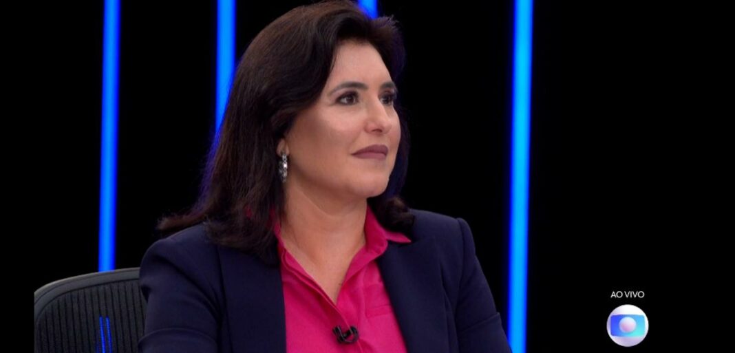 No Jornal Nacional, Simone Tebet critica o orçamento secreto e afirma que vai cobrar mais transparência de ministérios
