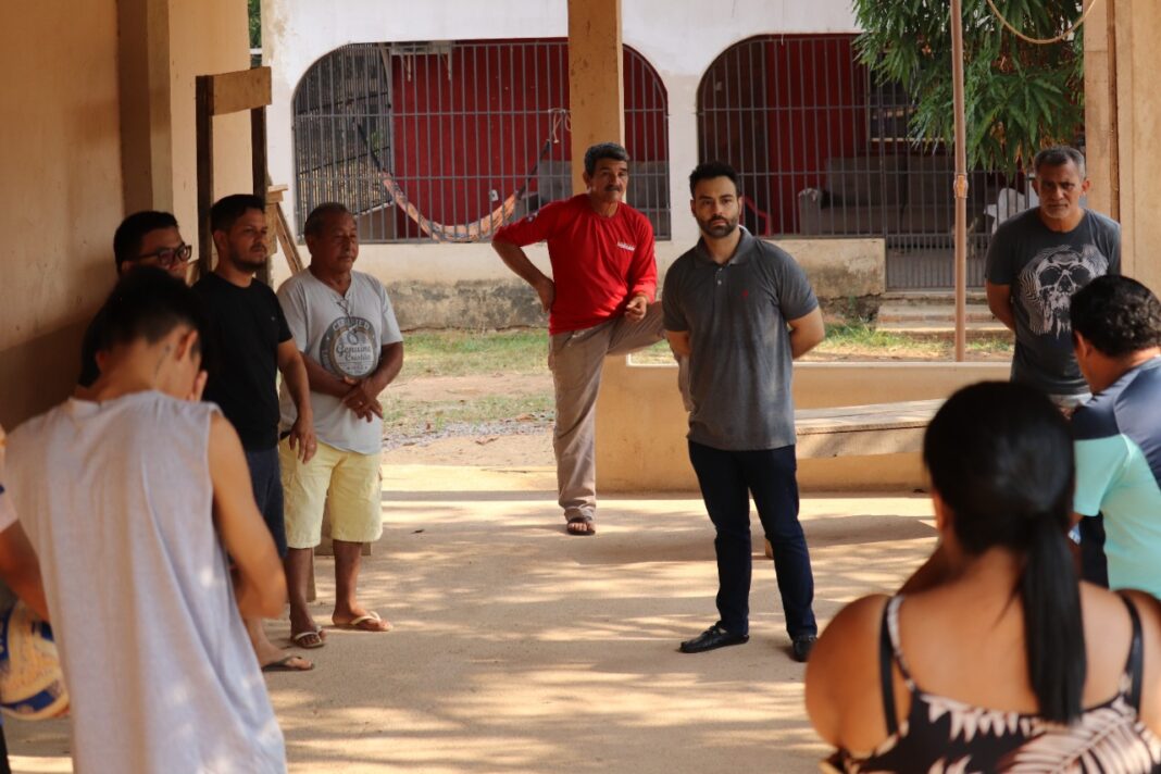 Vinicius Miguel ouve demandas em encontro com povos indígenas