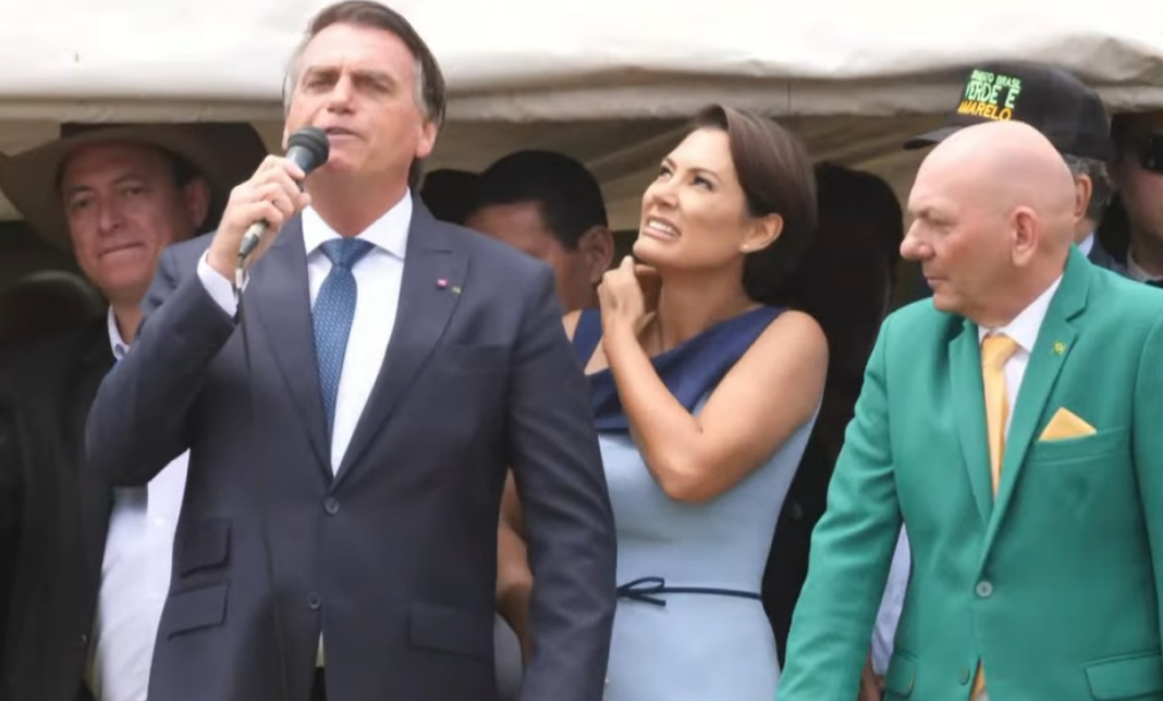 PDT pede inelegibilidade de Bolsonaro por fazer uso eleitoral do 7 de setembro