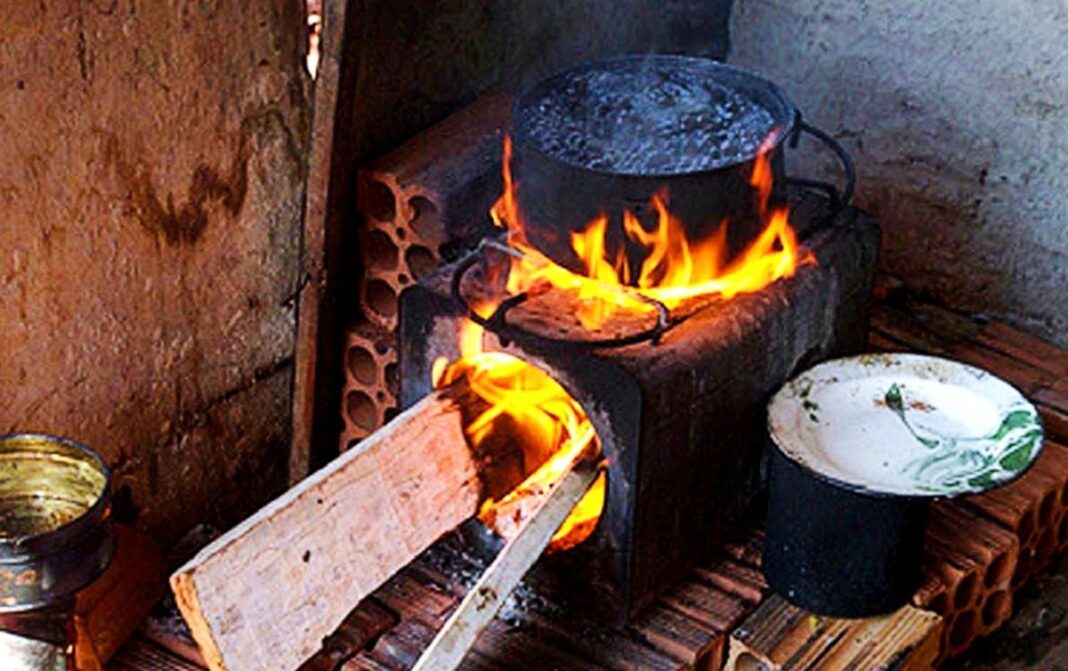 Governo Bolsonaro exclui maioria das famílias pobres do Auxílio Gás