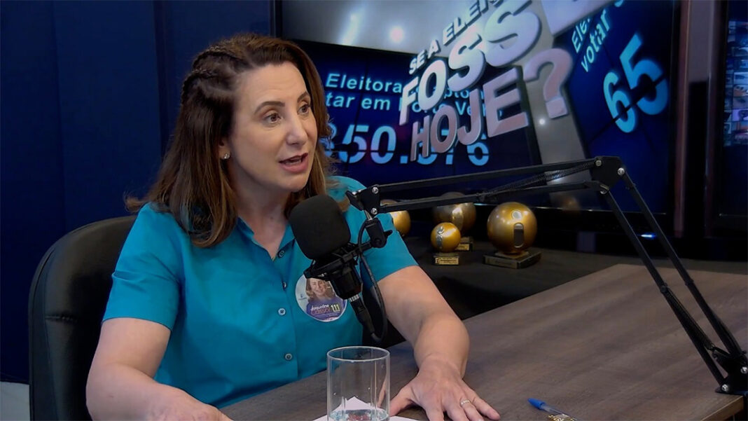 Jaqueline Cassol denuncia oligarquias políticas que não tem interesse nas universidades públicas