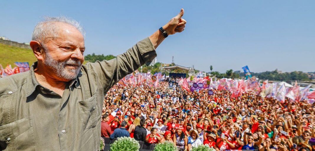 Pesquisa Ipec aponta vitória de Lula no primeiro turno, com 51% dos votos válidos