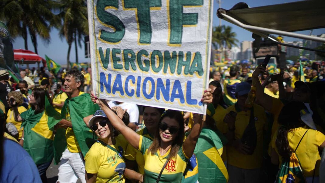 Eleitorado de Bolsonaro não liga pra crise