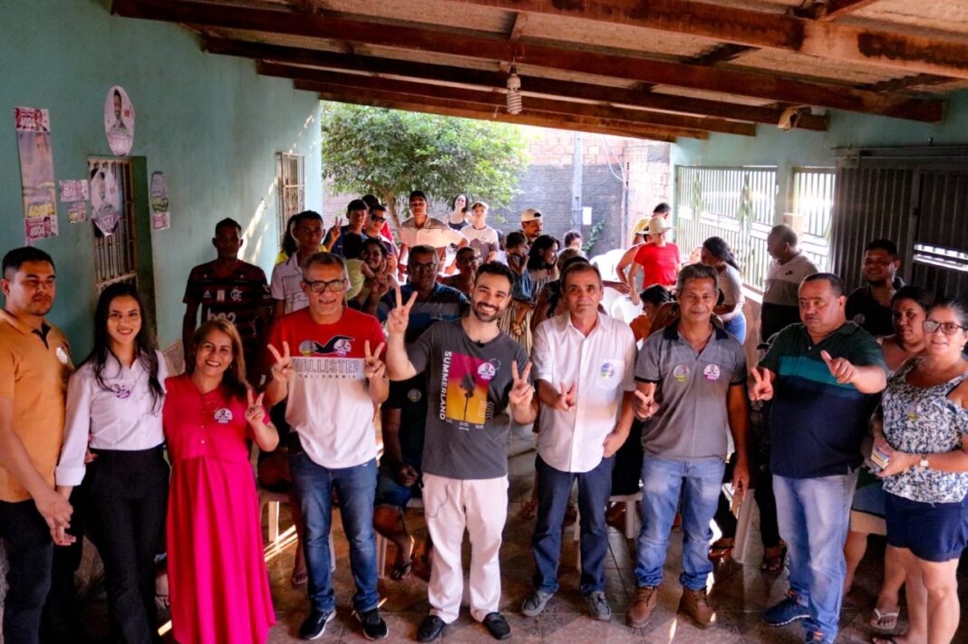 Em Porto Velho, Vinicius Miguel cumpre agenda e ouve demandas de moradores