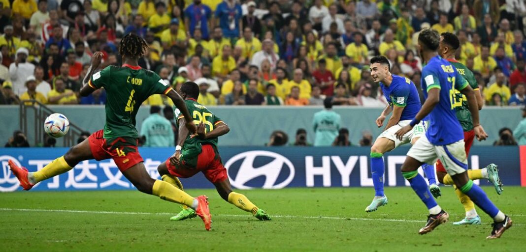 Brasil perde para o Camarões por 1 a 0, mas se classifica como líder do Grupo G