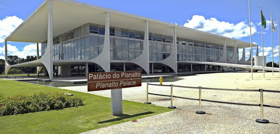 Agência Pública lança campanha de arrecadação para investigar sigilos do governo Bolsonaro