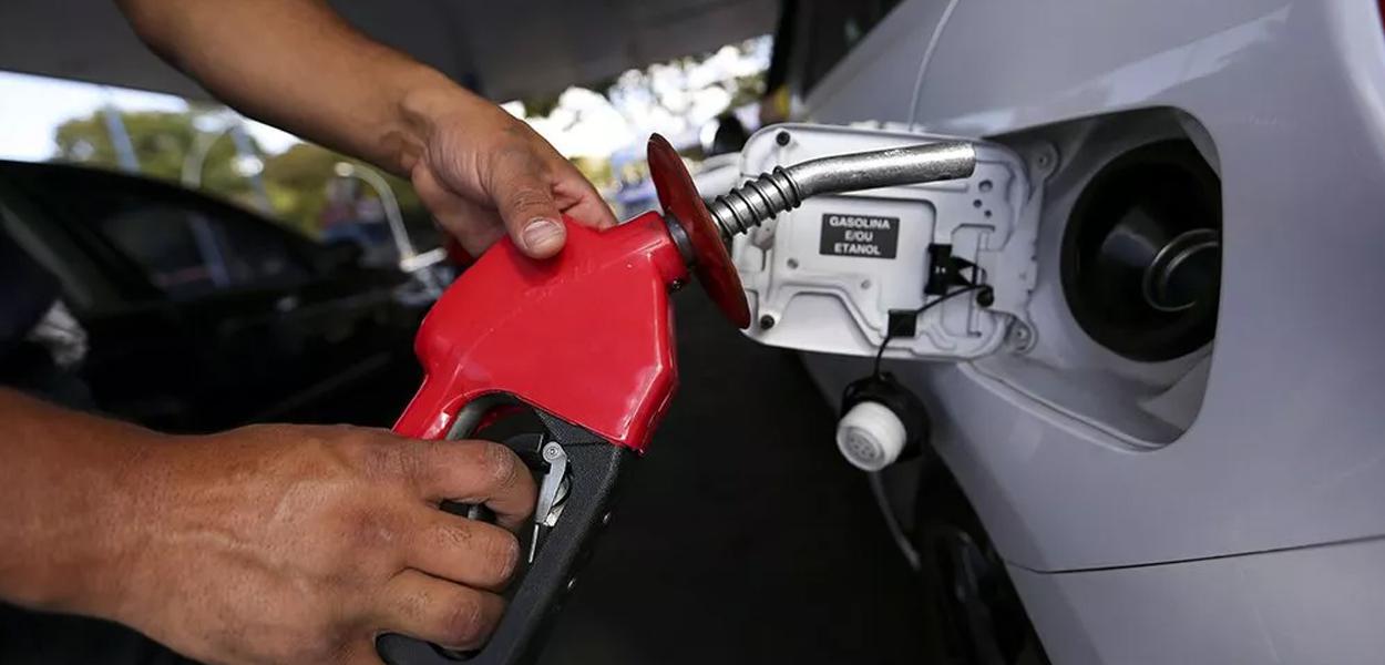 www.brasil247.com - Petrobrás deve reduzir preço de combustíveis.