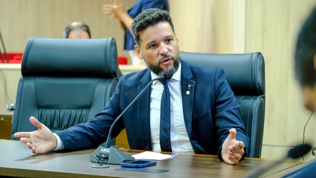 Em nota, coletivo de mulheres repudia atitude preconceituosa de deputado rondoniense