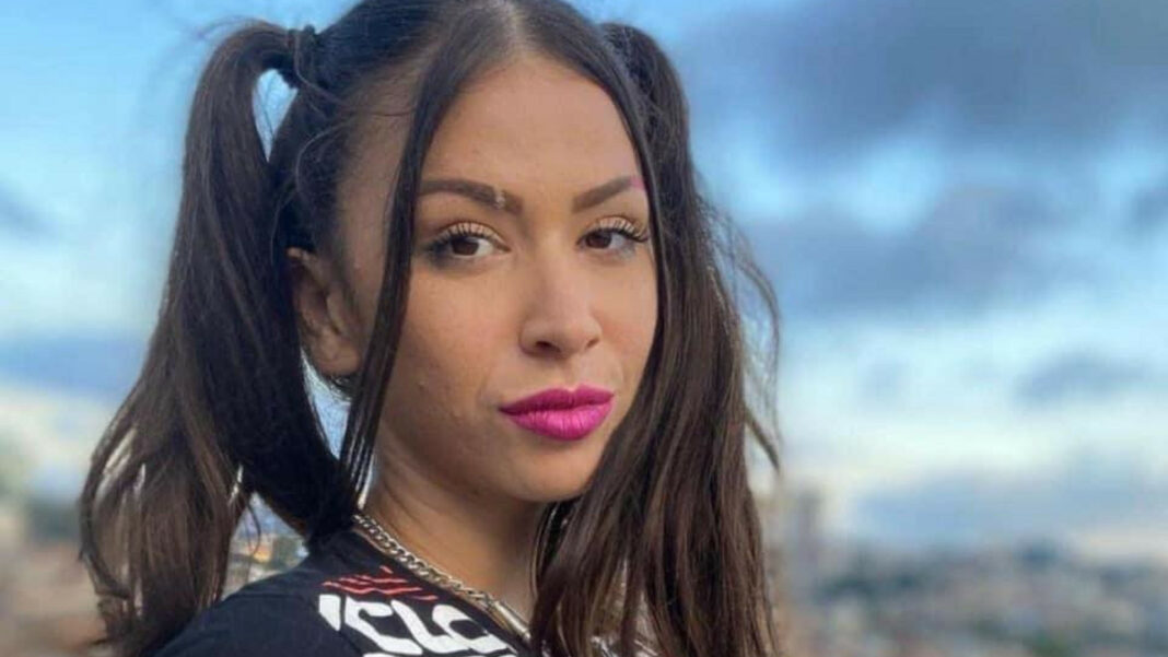 MC Pipokinha é retirada de festival após debochar de professores