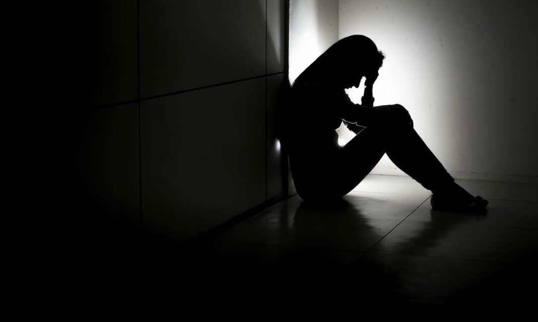 No Brasil, uma mulher é vítima de violência a cada quatro horas