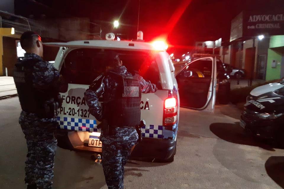 Rondônia: bando invade casa de PM, tortura família e rouba arma e eletrônicos