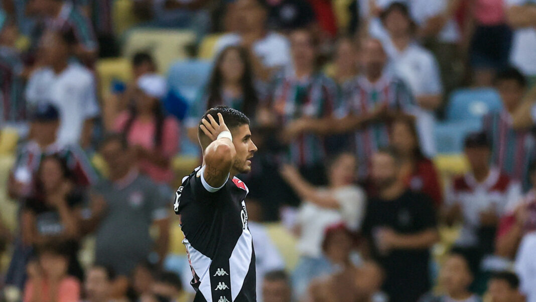 Vasco leva 2 gols do Fortaleza no fim e acumula 3ª derrota seguida no Brasileirão