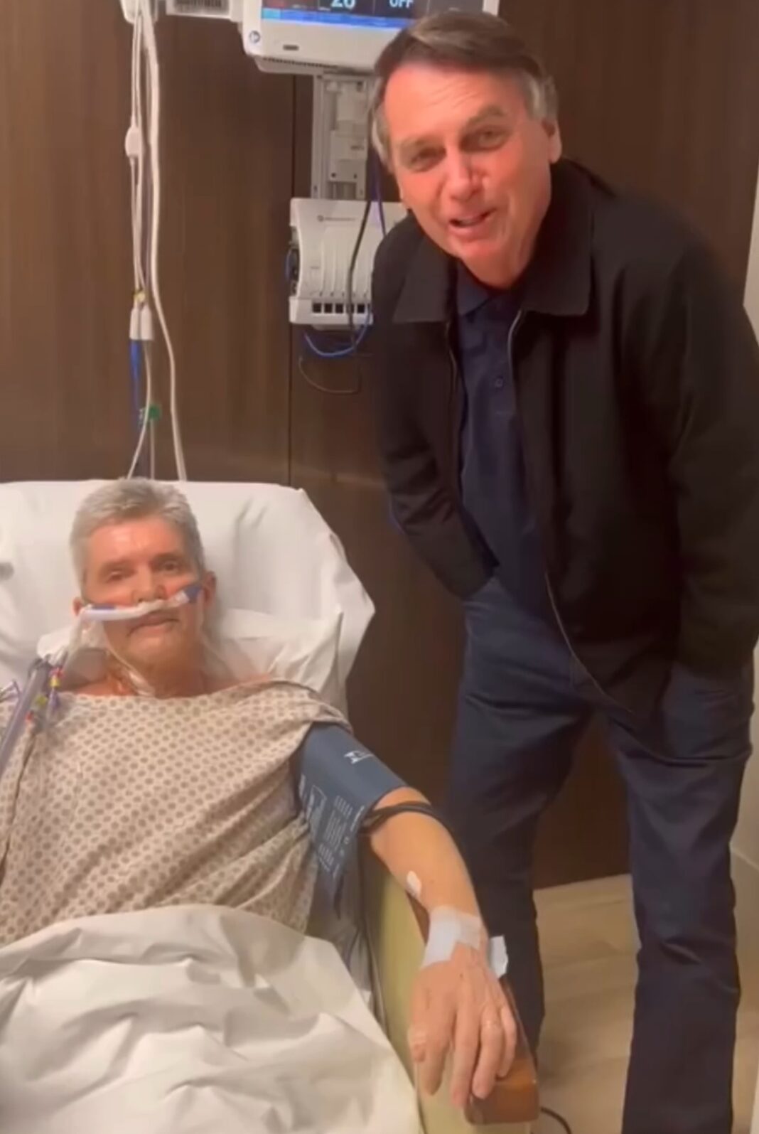 Jair bolsonaro visita senador de Rondônia pós-cirurgia