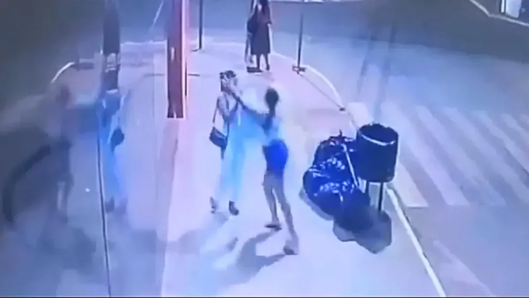 Disputa por pacientes causa agressão entre dentistas; veja o vídeo