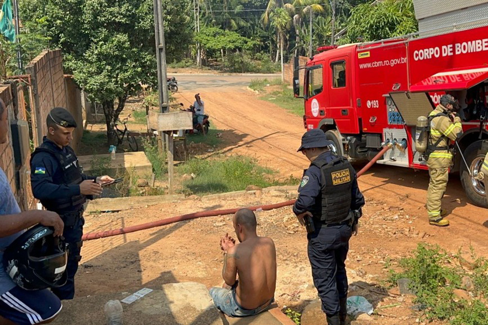 Homem é preso suspeito de atear fogo em sua própria casa