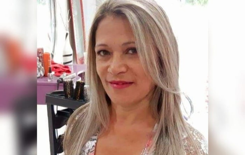 Ãngela Maria Silva Duarte foi achada morta dentro do armário do vizinho — Foto: Facebook/Reprodução