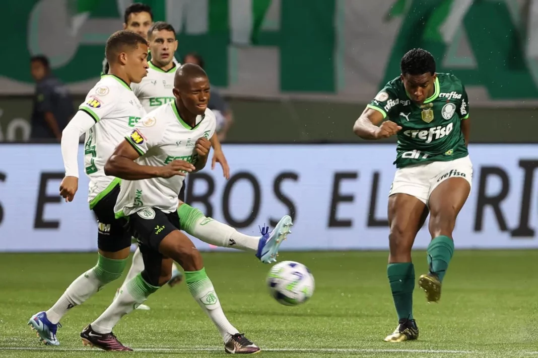 Palmeiras goleia América-MG e pode ser campeão no domingo