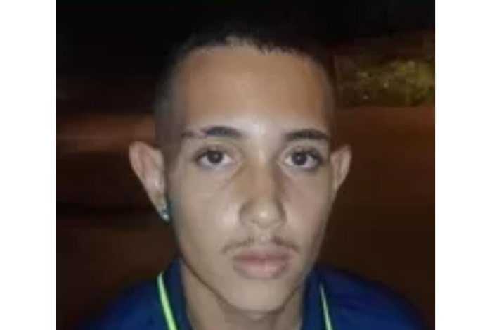 Jovem de 18 anos é executado a tiros na área rural de Vilhena | Rondônia em  pauta