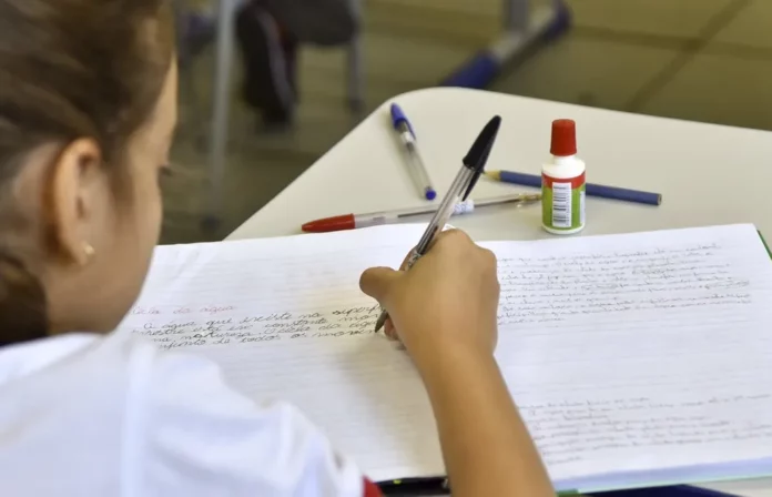 estudantes
