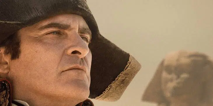 Napoleão' domina o Egito em novo cartaz do filme; Confira! - CinePOP