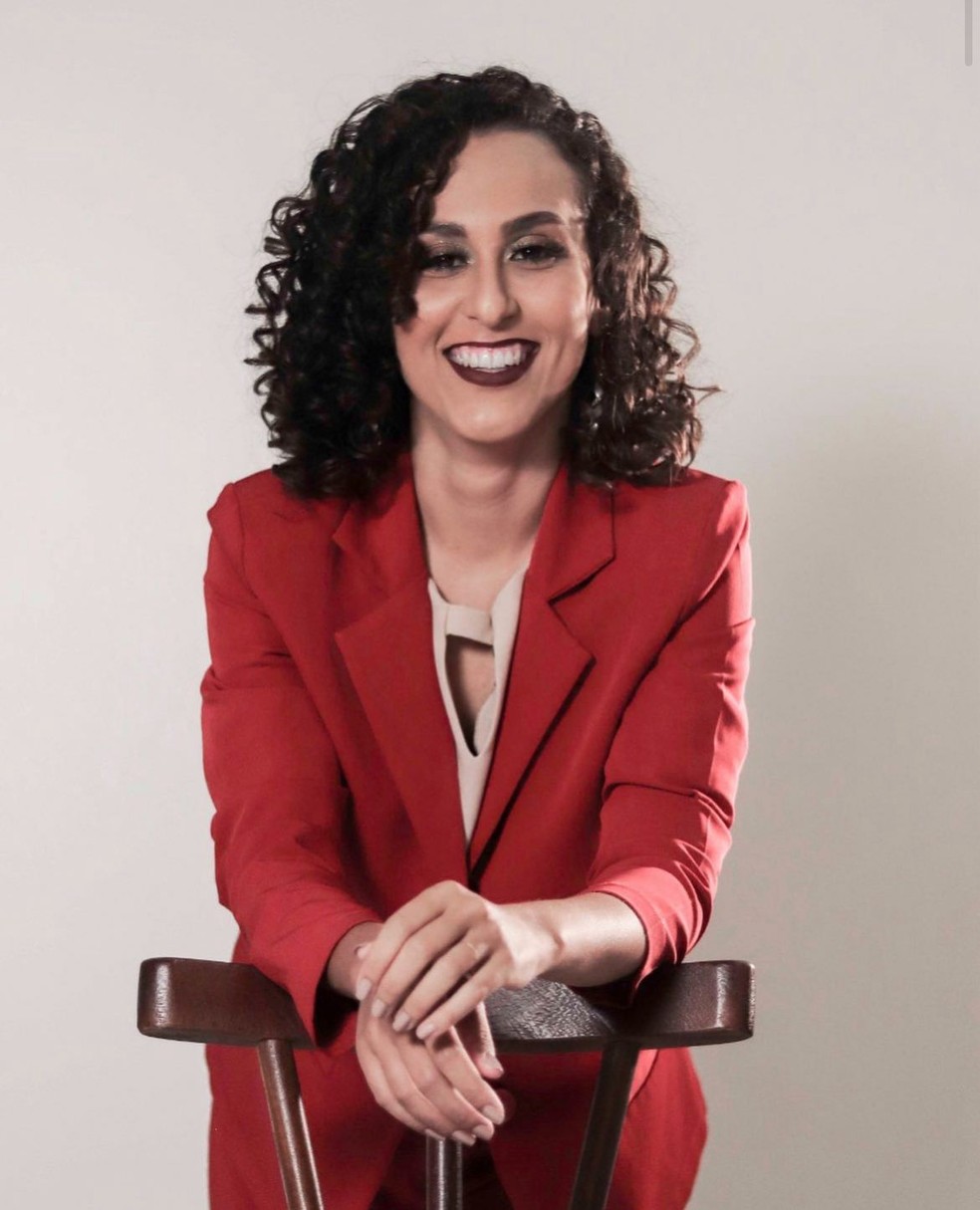 Aline Pereira Milan, advogada, morre em Ariquemes vítima de acidente — Foto: Reprodução/Facebook