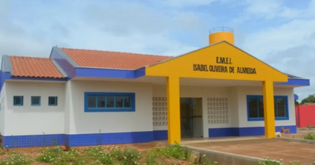 Sem aviso da Prefeitura, cuidadoras vão substituir pedagogas em creche de Cerejeiras