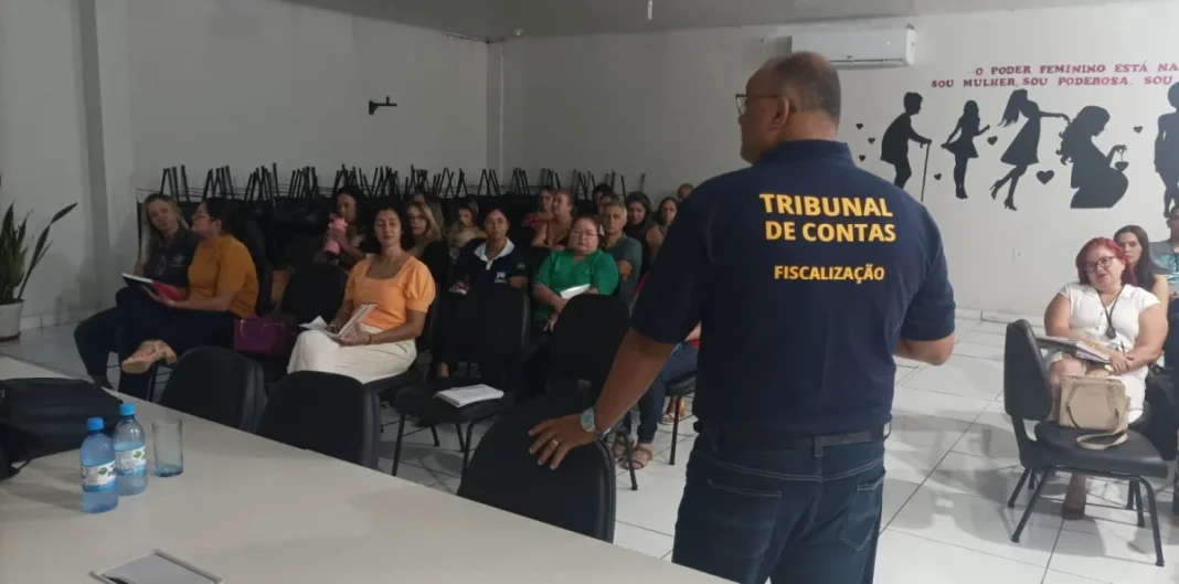 Tribunal de Contas capacita gestores escolares em Vilhena
