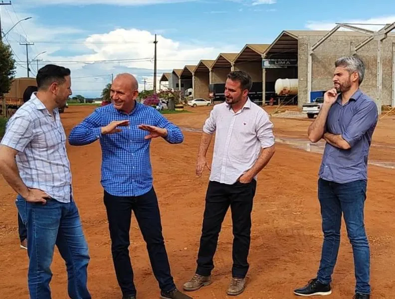 Parceiro da gestão Flori, deputado Ezequiel Neiva garante asfalto para Vilhena