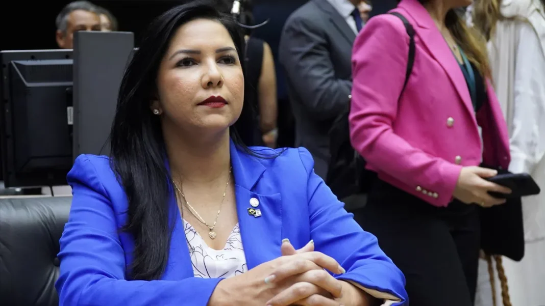 Deputada rondoniense assina Projeto de Lei que equipara aborto a homicídio