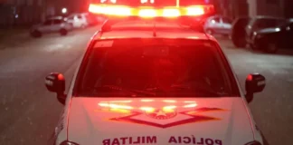 Policial atira no irmão para salvar mãe de ataque em RO