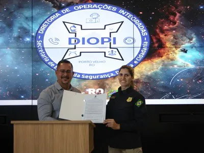 PRF e Governo fecham acordo para fortalecer segurança em Rondônia