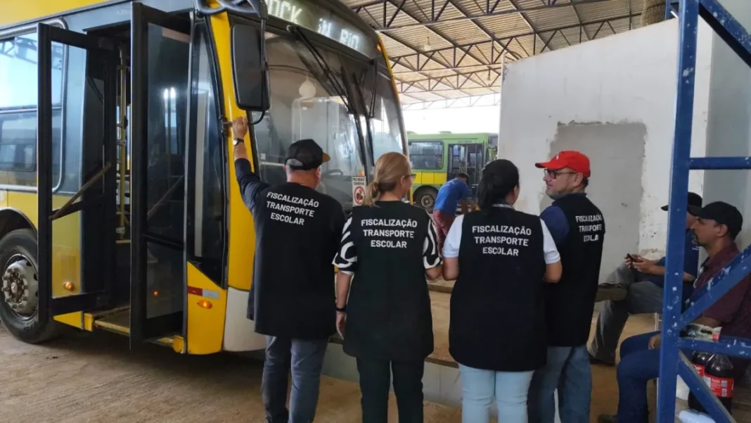 Fiscalização do Transporte Escolar é realizada pela Semed e Seduc em Vilhena