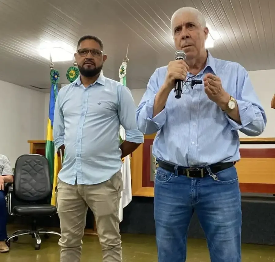 Desesperado, Airton Gomes trocará de vice faltando pouco mais de 20 dias para a votação