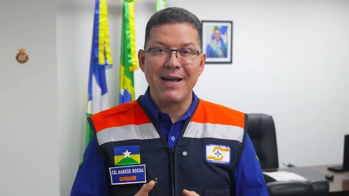 Ministro pede explicações do governo de Rondônia sobre queimadas criminosas