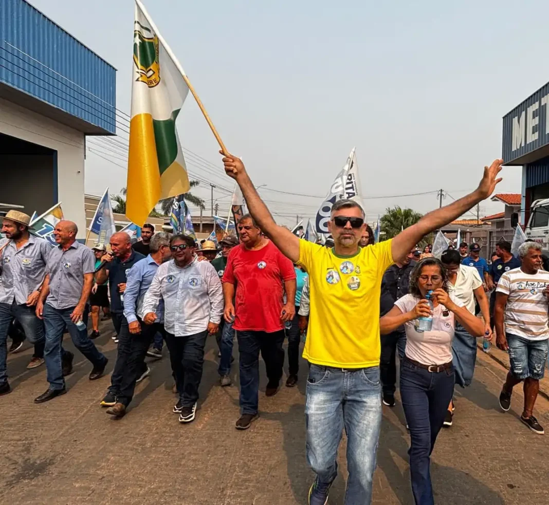 Exemplo de cidadania em Cerejeiras, candidato Manoel Alves se destaca por compromisso e atuação nas sessões da Câmara Municipal