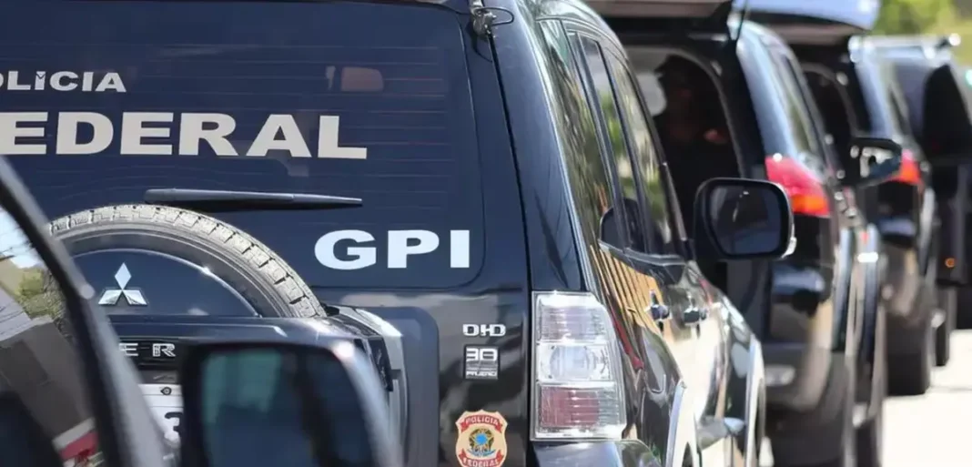 PF investiga ligação entre facção criminosa e agentes públicos em esquema eleitoral