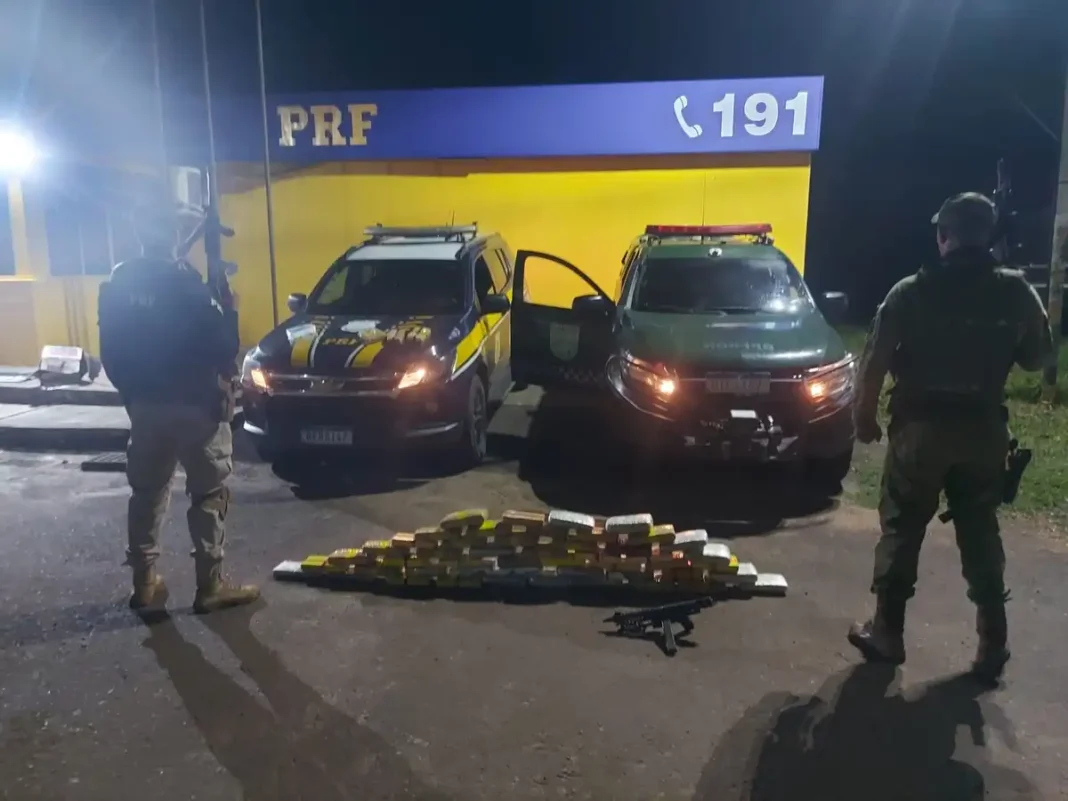 Na BR-364, policiais apreendem drogas, mas motorista consegue fugir