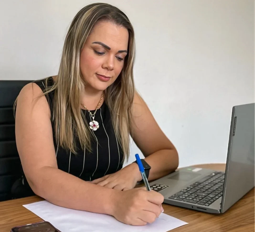 Claudia de Jesus propõe pavimentação de 14 km da Estrada da Penal em Porto Velho